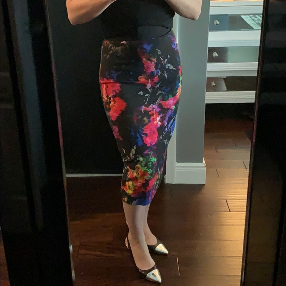 Milly size 0 midi floral skirt